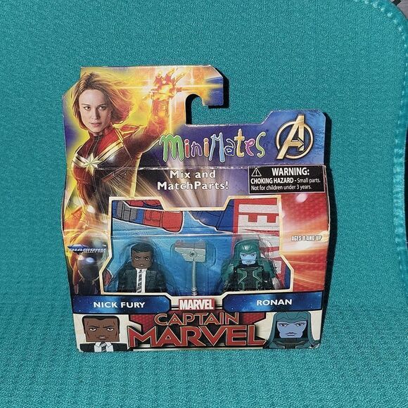 Avengers & Captain Marvel Minimates Bundle of 3 Sets w Figures & Accessories NEW - Picture 2 of 12